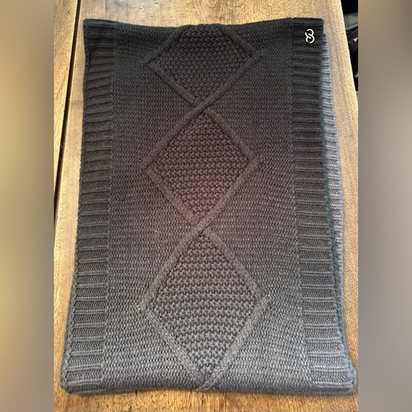 EUC Calia Infinitely Scarf in Grey Ombré. - Picture 4 of 5